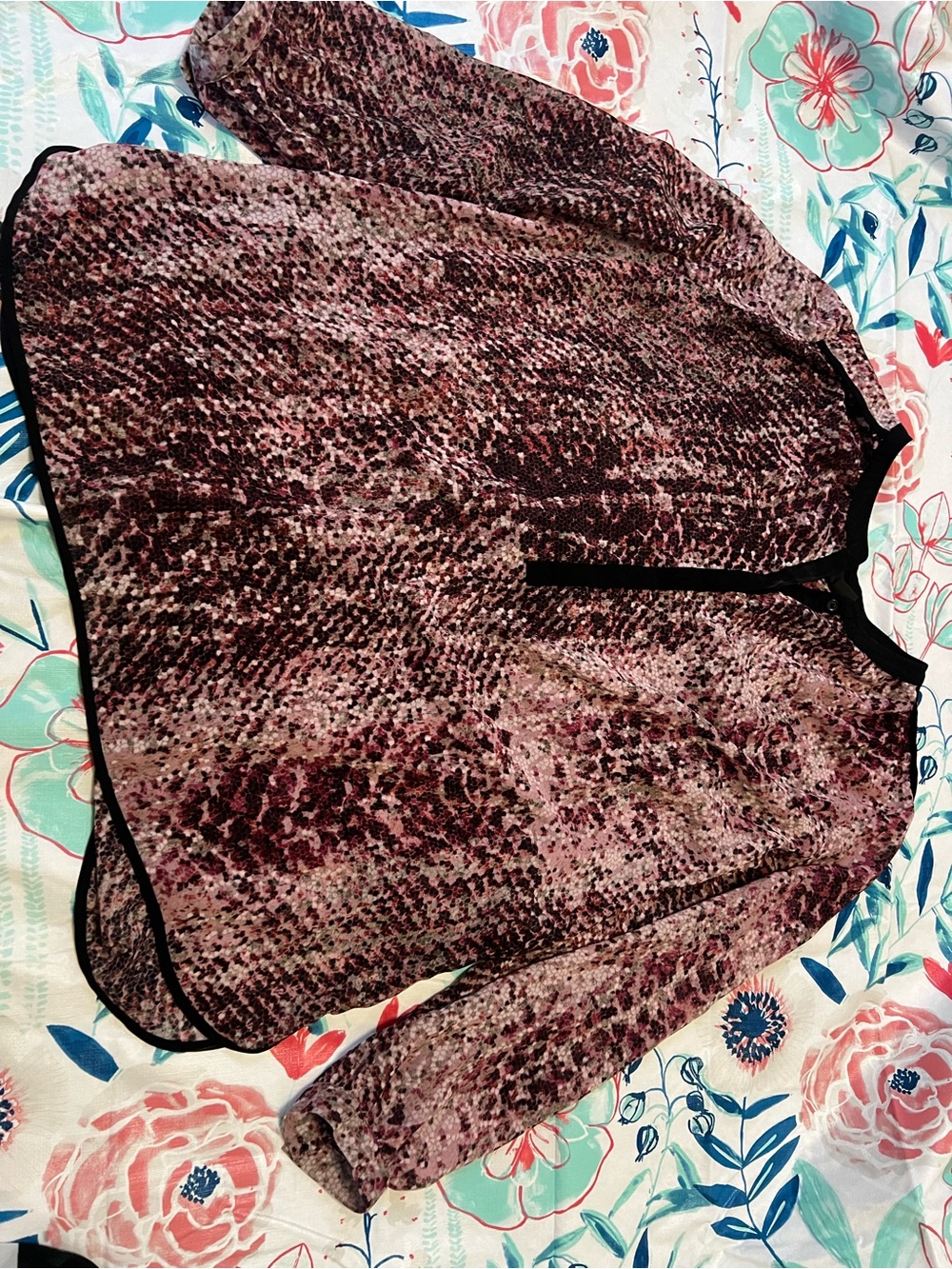 Women’s Pink Patterned Pullover Sheer Long Sleeve Top